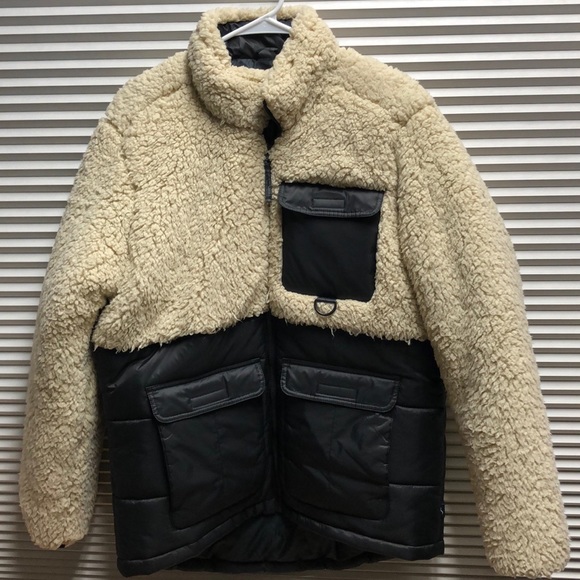 hollister man jacket